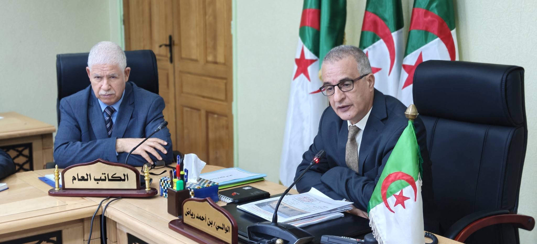 قطاعا النقل والشباب والرياضة تحت المجهر في اجتماع والي باتنة