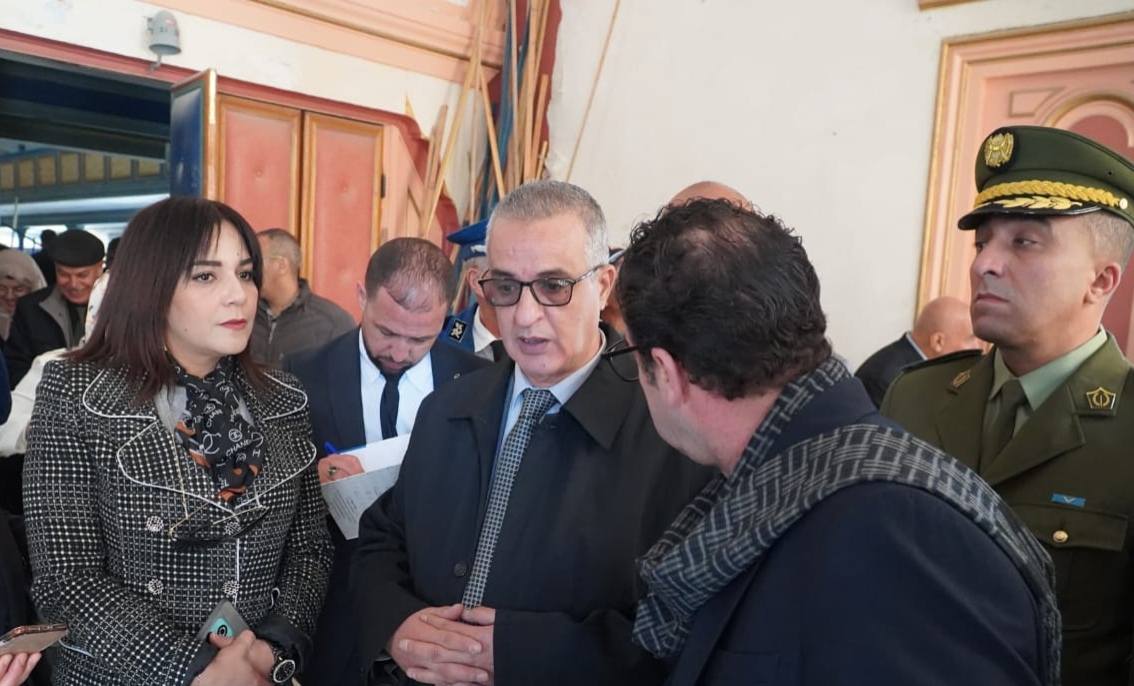 والي باتنة يشدد على تسريع وتيرة أشغال تأهيل المسرح الجهوي