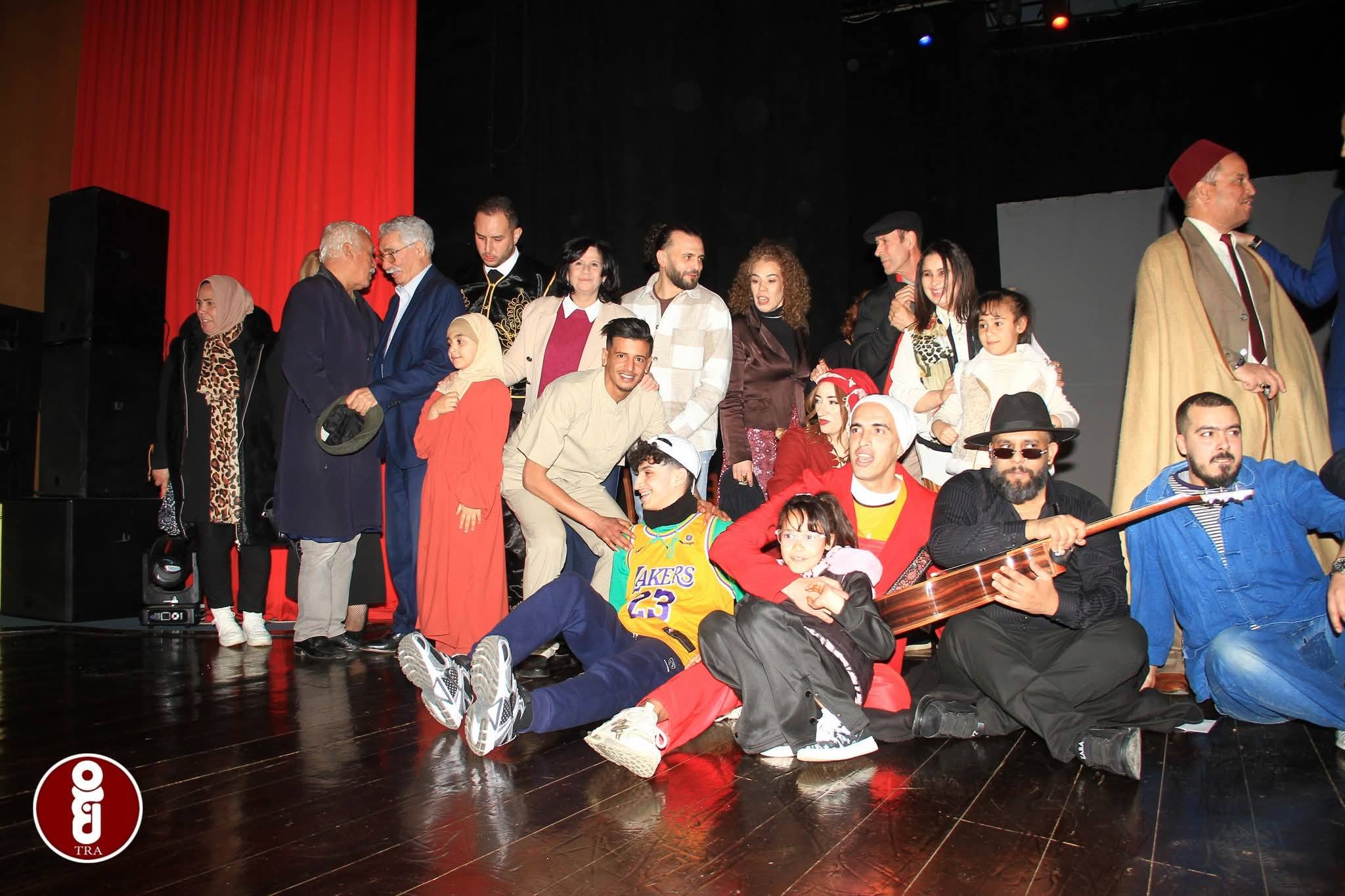 عنابة تحتفل باليوم العالمي للمسرح بعرض فني متميز