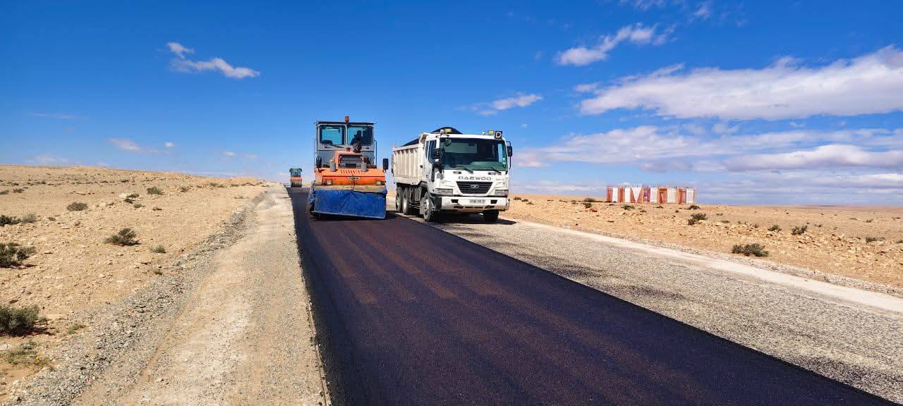 باتنة: وتيرة متقدمة وأشغال مستمرة في مشاريع الطرقات