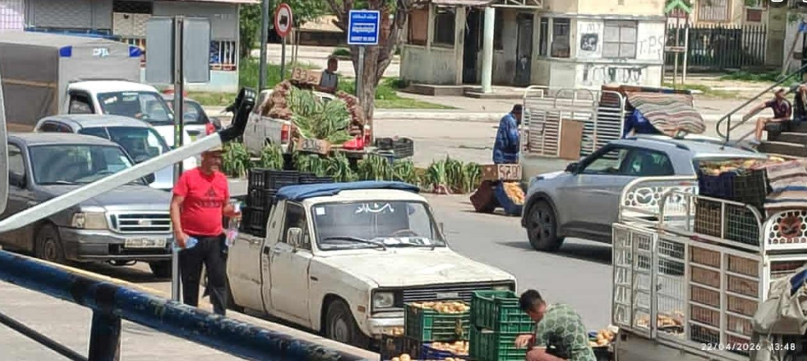 عنابة: التجارة الفوضوية تعود لتفرض "قانونها" في السهل الغربي رغم كل التدخلات
