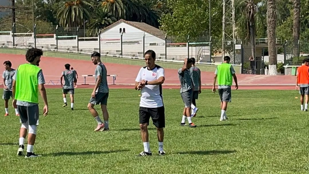 اتحاد عنابة يستأنف تدريباته تحضيرًا لافتتاح الموسم